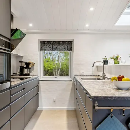 Gren - 580m From The Sea By Interhome *